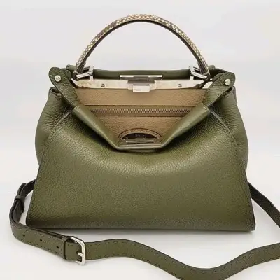 Bolso de cuero verde Fendi con asa y correa - miniatura 4