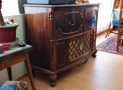 Radiofonógrafo / Mueble integrado.  1960 - miniatura 2