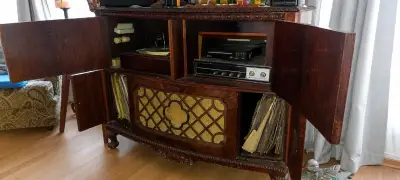 Radiofonógrafo / Mueble integrado.  1960 - miniatura 4