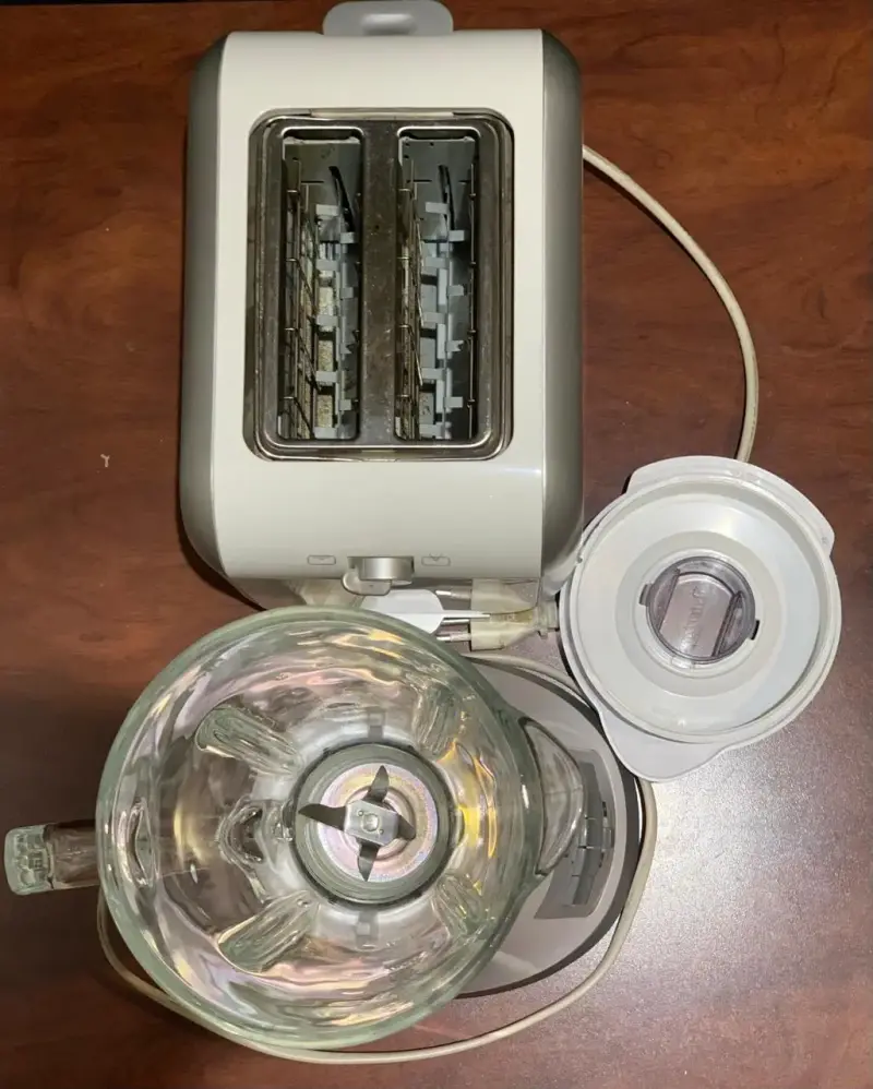 Licuadora Oster y Tostadora Electrolux en buen estado - 2