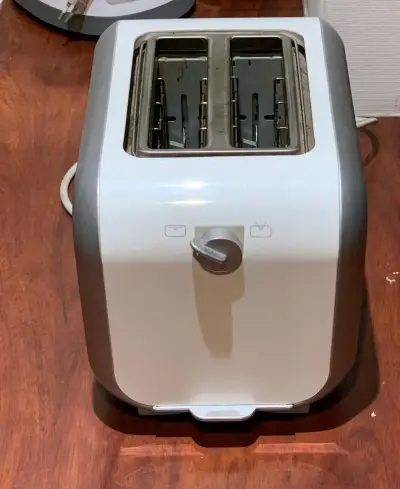 Licuadora Oster y Tostadora Electrolux en buen estado - miniatura 4