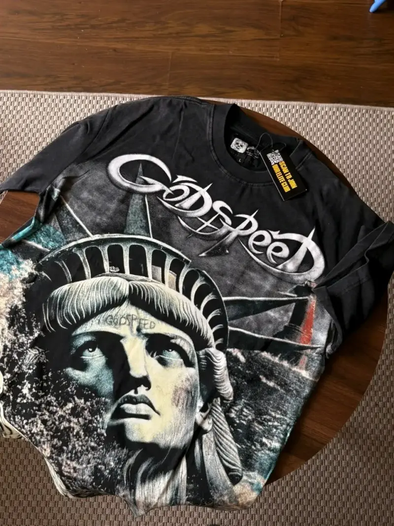 Polera Godspeed