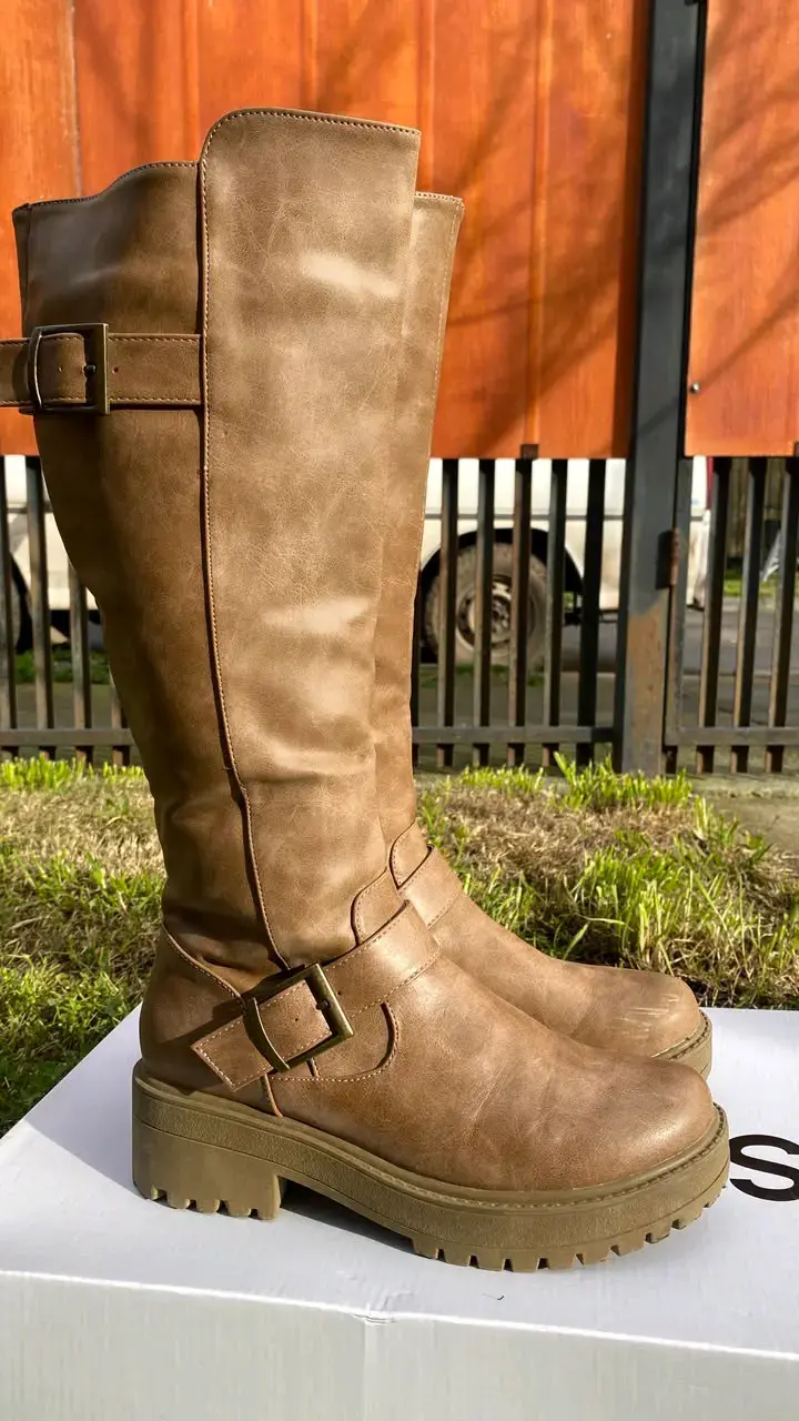 Botas largas de cuero sintético marrón - 1
