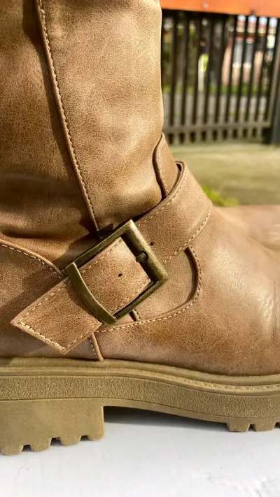 Botas largas de cuero sintético marrón - miniatura 2