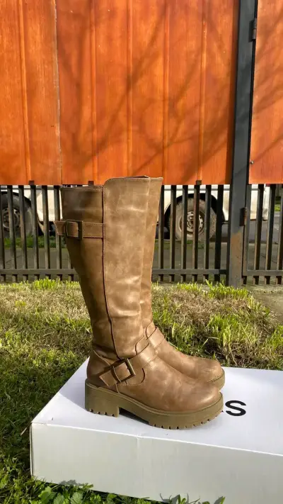 Botas largas de cuero sintético marrón - miniatura 4