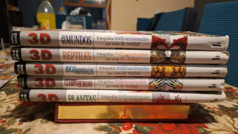 Colección de libros 3D con fotografías tridimensionales - 1