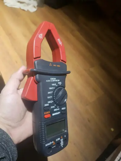 Amperímetro de gancho digital UNI-T UT204A - miniatura 3