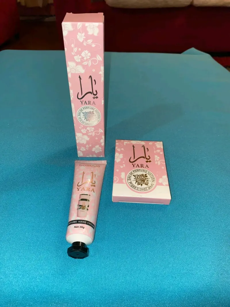 Set de Perfumes y Lociones Lattafa y Yara - 2