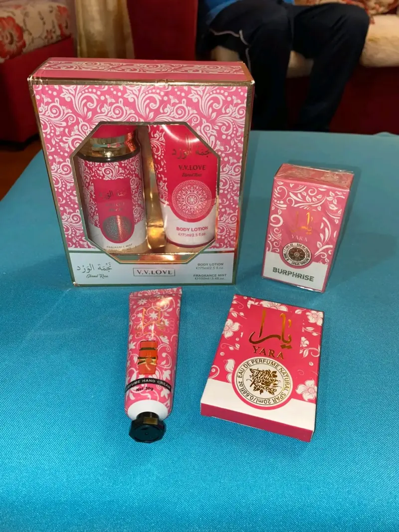 Set de Perfume y Crema de Manos Yara - 2