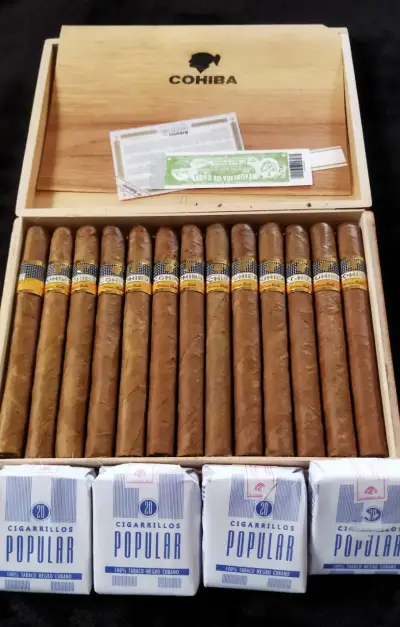 Caja de Puros Cohiba Línea 1492 - miniatura 1