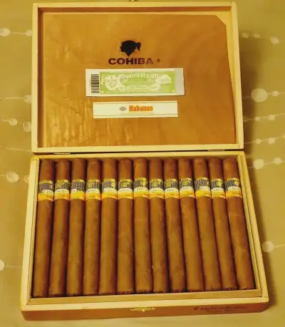 Caja de Puros Cohiba Línea 1492 - miniatura 3