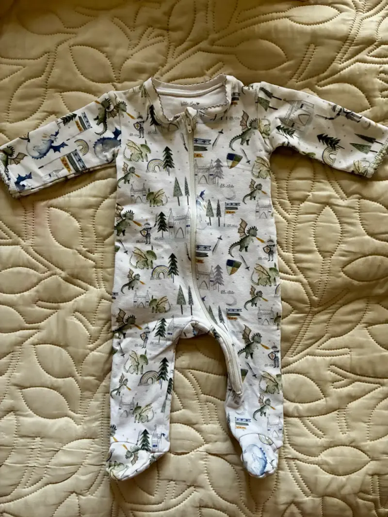 Pijama bebé con diseño de dinosaurios Little Bee - 1