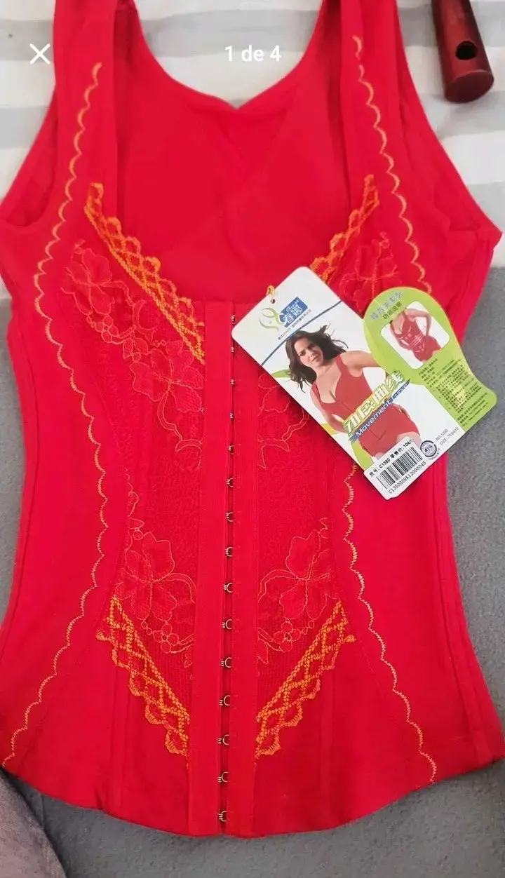Corset reductor rojo con encaje floral - 1