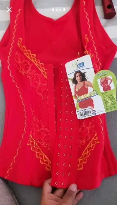 Corset reductor rojo con encaje floral - miniatura 4
