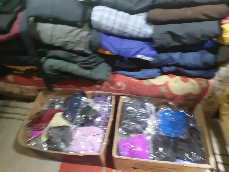 Lote de chaquetas y ropa de invierno para adultos - 6