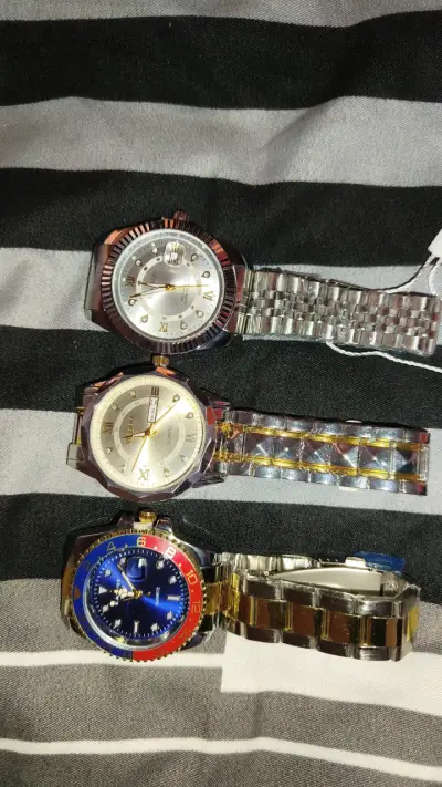 Reloj de Pulsera Análogo con Correa Metálica - miniatura 1