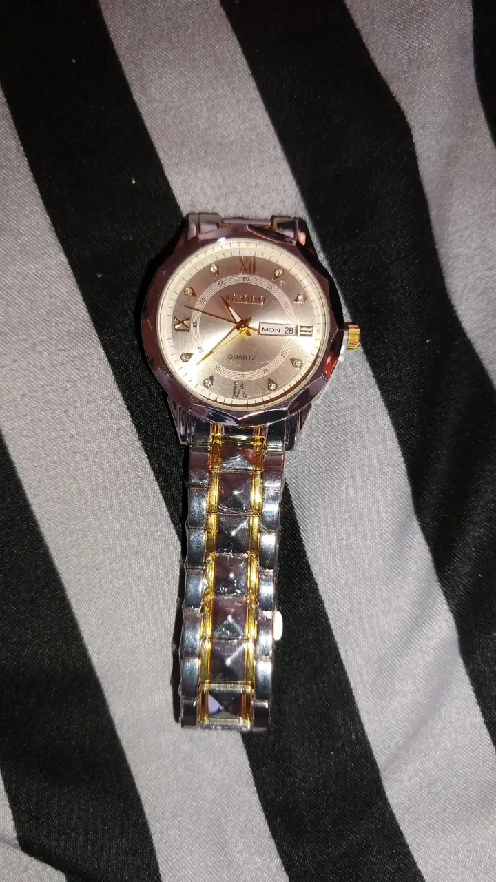 Reloj de Pulsera Análogo con Correa Metálica - 3