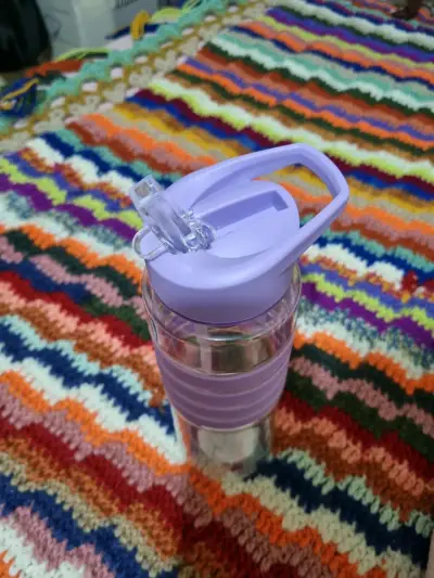Botella de agua Haus 800ml con tapa morada - miniatura 4