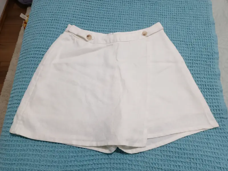 Falda pantalón blanca para mujer - 1