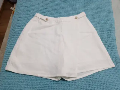 Falda pantalón blanca para mujer - miniatura 1