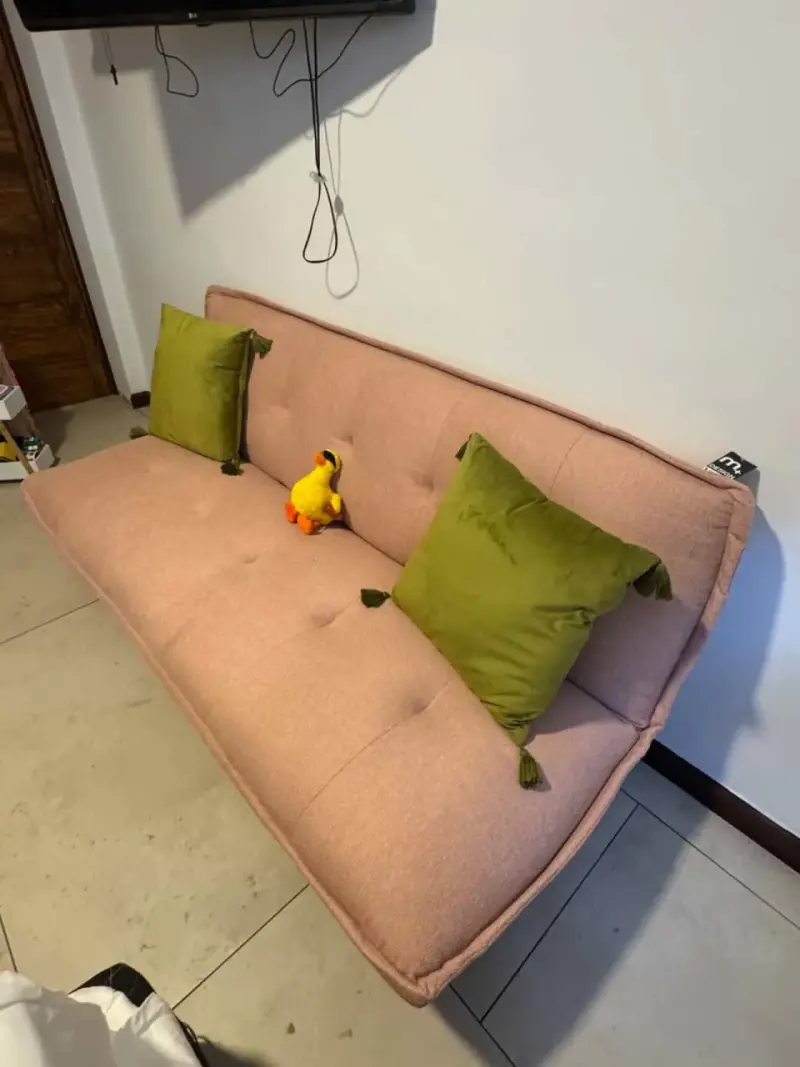 Sofá cama rosado M+ design con etiqueta - 2