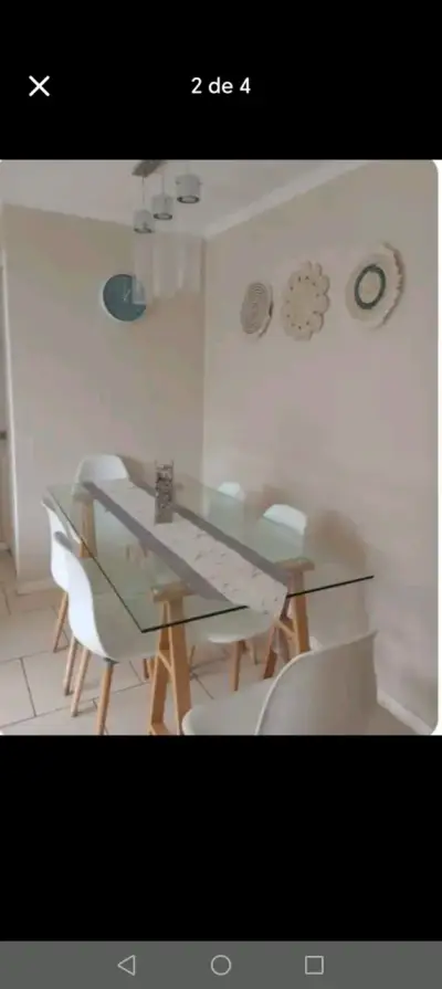 Juego de Comedor Moderno con Sillas Blancas - miniatura 1