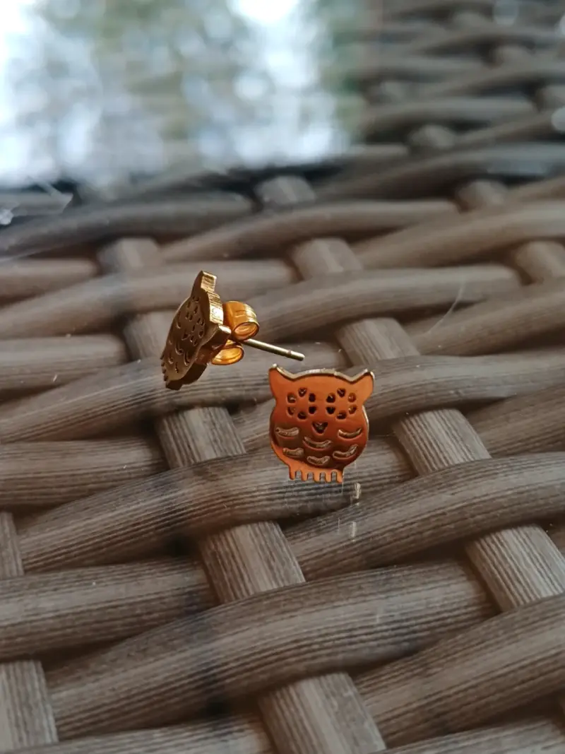 Aros de búho en tono dorado - 1