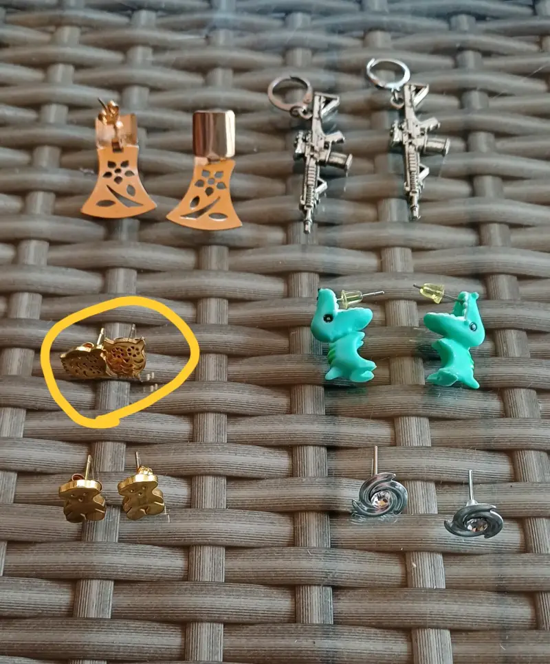Aros de búho en tono dorado - 2