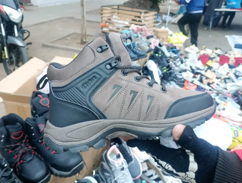 Botas de senderismo marrones para hombre