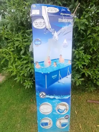 Piscina estructural Bestway Steel Pro 5700 litros - miniatura 5