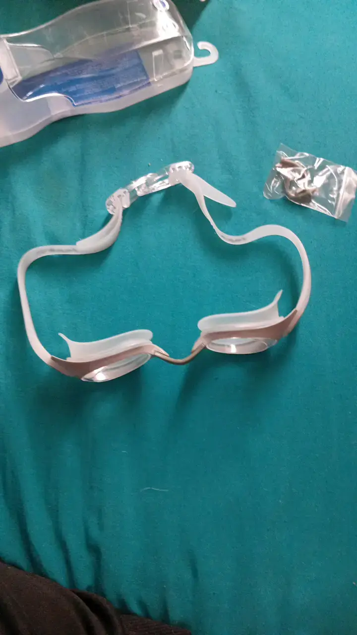Gafas de Natación Hydro con Estuche - 3