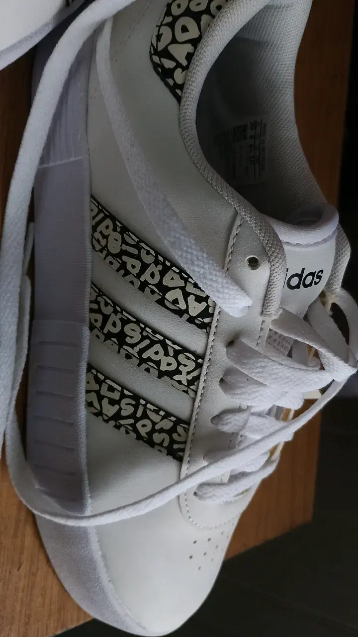 Zapatillas Adidas Court Bold blancas para skate - 3