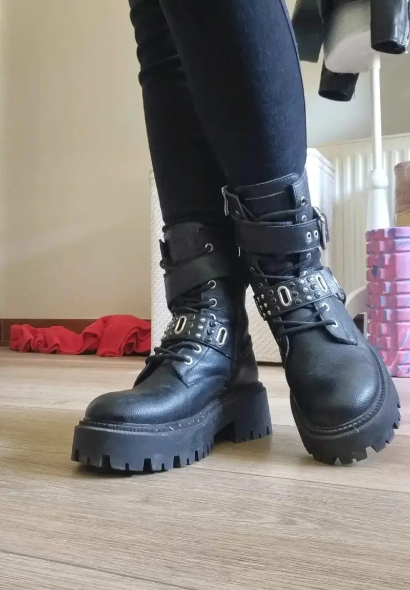 Botas negras marca Romano talla 38 - 2