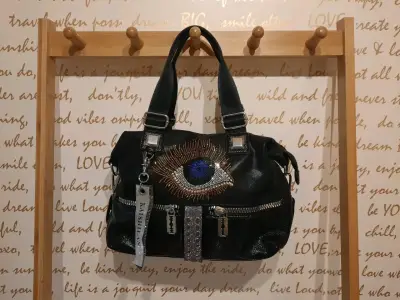 Mochilas y Carteras - miniatura 3