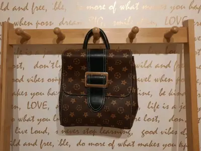 Mochilas y Carteras - miniatura 6