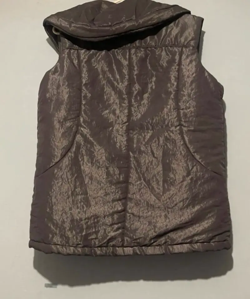 Chaleco acolchado sin mangas gris para mujer - 2