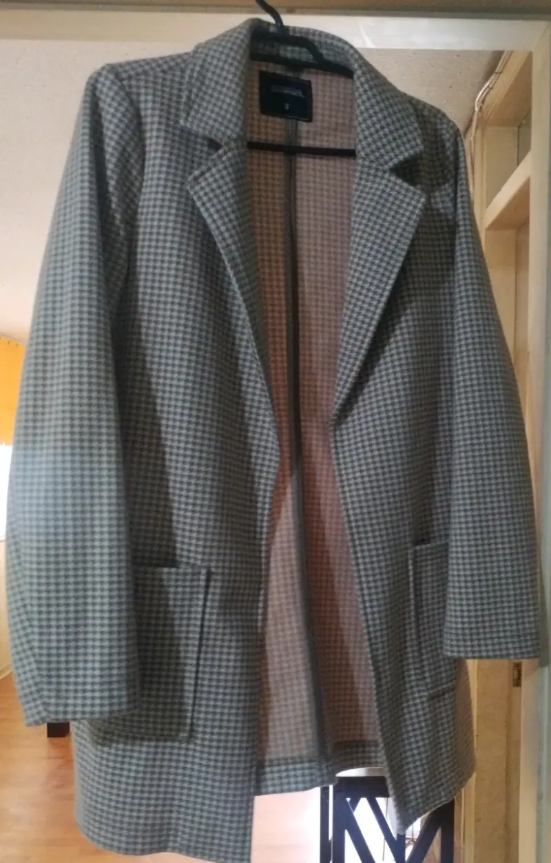 Ropa en buen estado. - 5