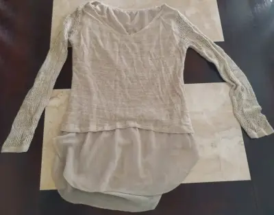 Ropa en buen estado. - miniatura 6