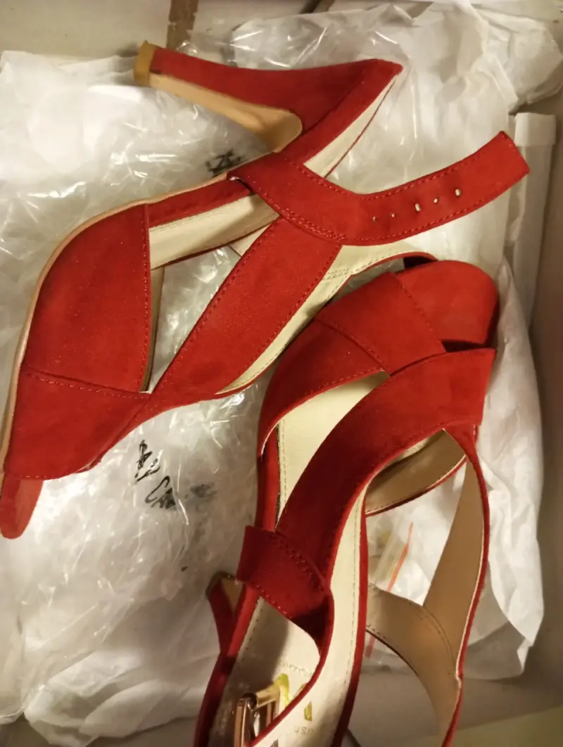 Sandalias de tacón rojo Hush Puppies - 4