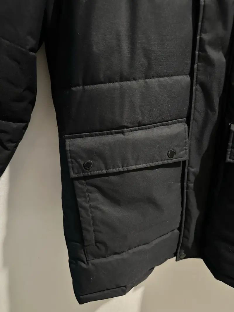 Parka negra con capucha Newport - 2