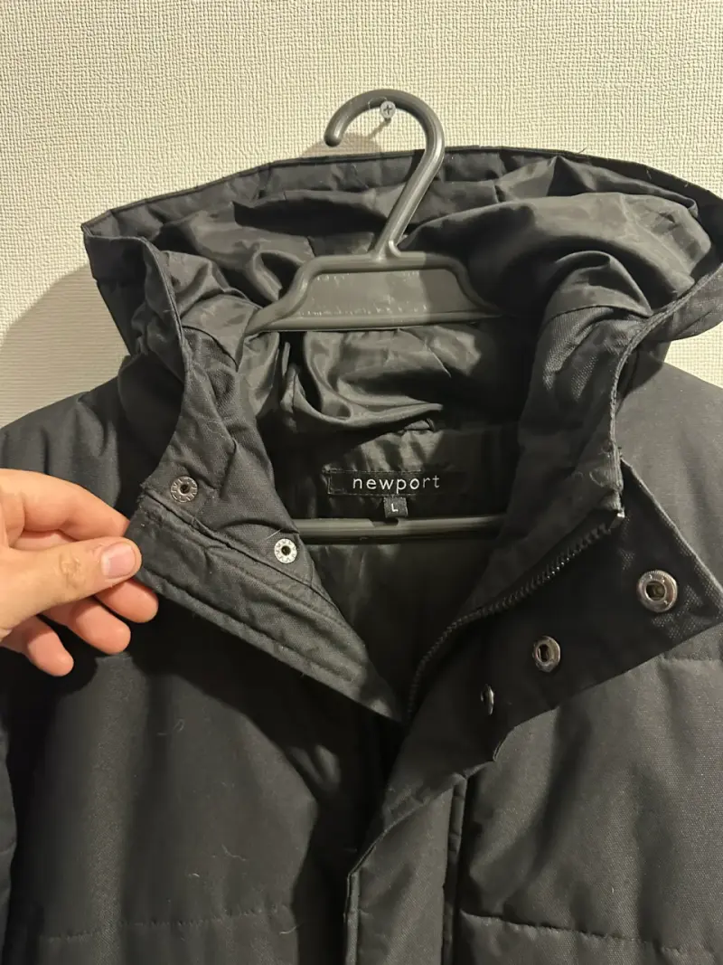 Parka negra con capucha Newport - 3
