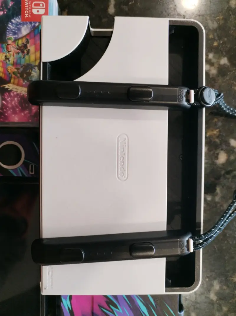 🎮 Nintendo Switch OLED + accesorios + Mario Kart 8 - 3