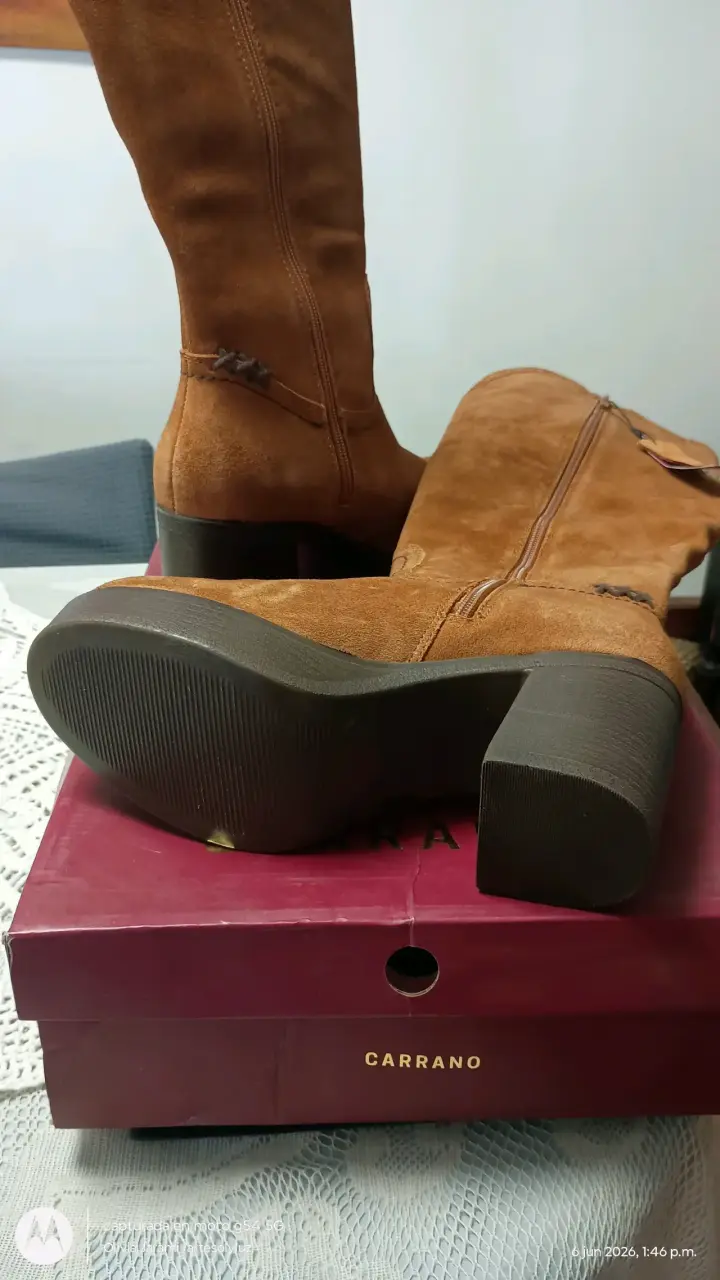 Botas de gamuza marrón con tacón alto - 4