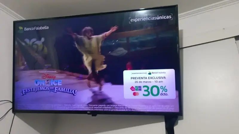 Televisor LG pantalla plana 55 pulgadas su base or - 2