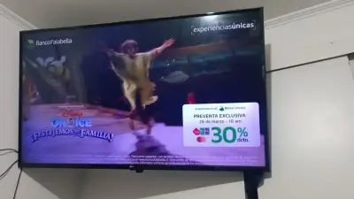 Televisor LG pantalla plana 55 pulgadas su base or - miniatura 2