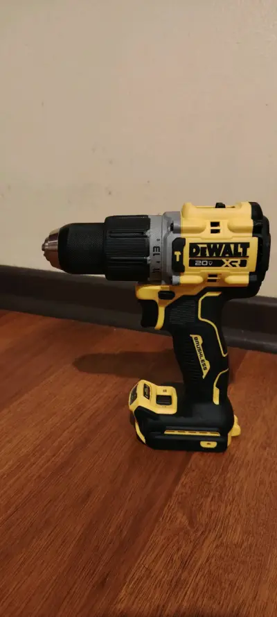 Taladro Inalámbrico DeWalt 20V XR Brushless - miniatura 1