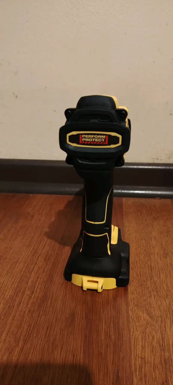 Taladro Inalámbrico DeWalt 20V XR Brushless - 3