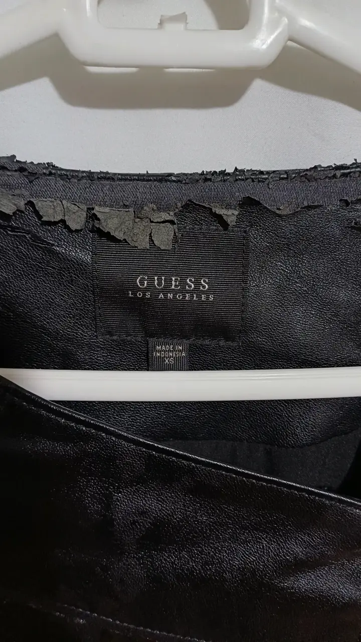 Chaqueta de cuero negra Guess para mujer - 2