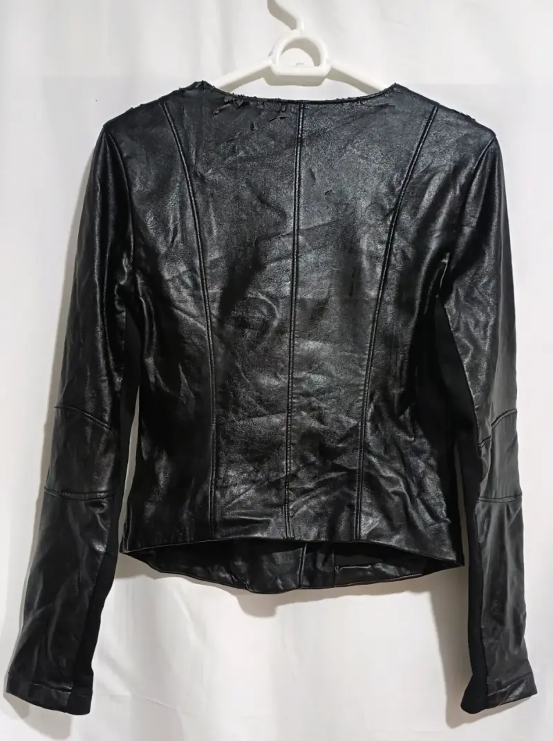 Chaqueta de cuero negra Guess para mujer - 3