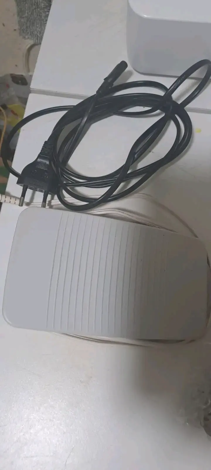 Máquina de Coser Brother SH7700 con Múltiples Puntadas - 5